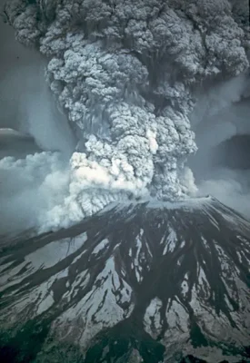 On May 18, 1980, Mount St. Helens, a stratovolcano in southwestern Washington State, USA, experienced a violent eruption, spewing ash and steam into the atmosphere.